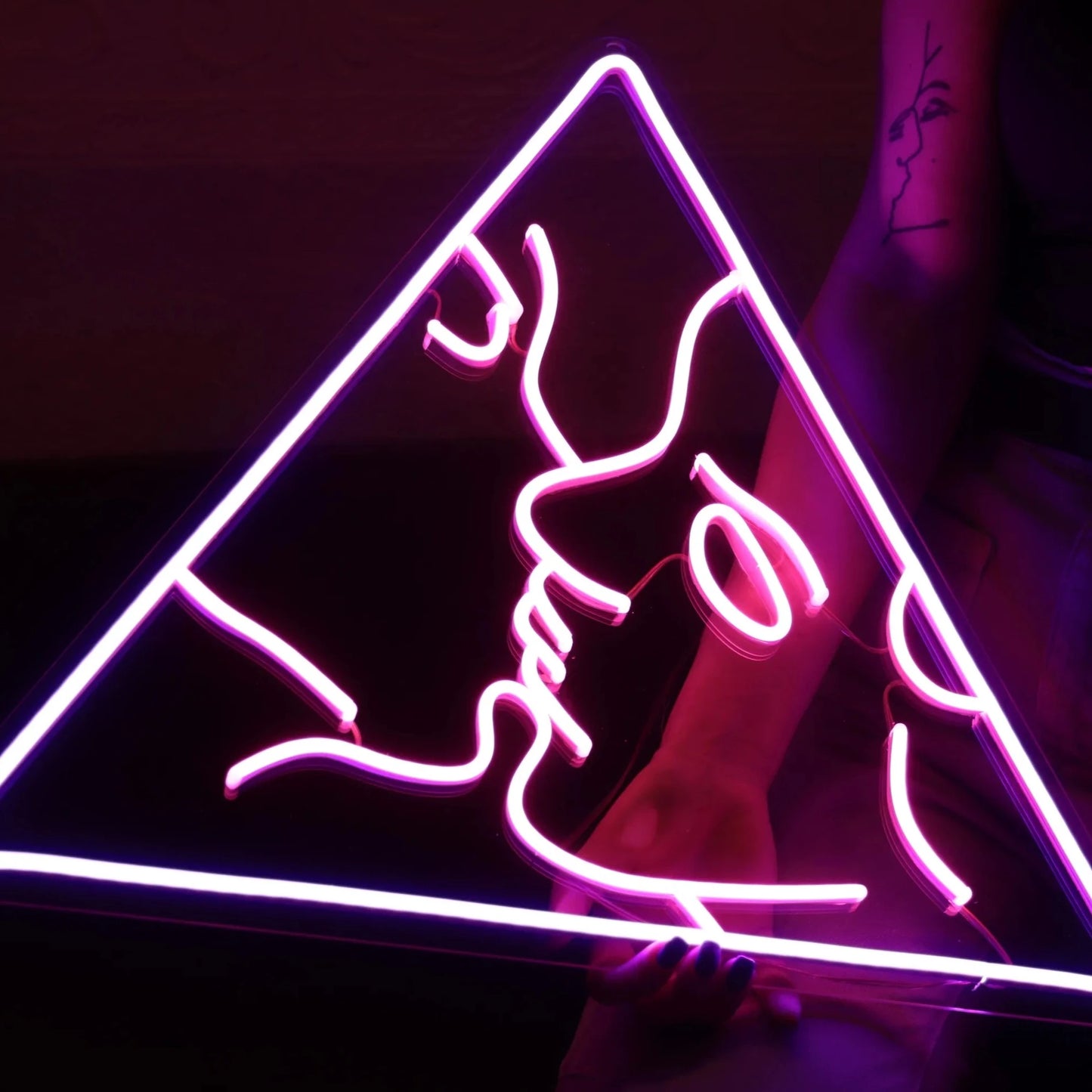 Couple Kissing Aesthetic LED Neon Sign